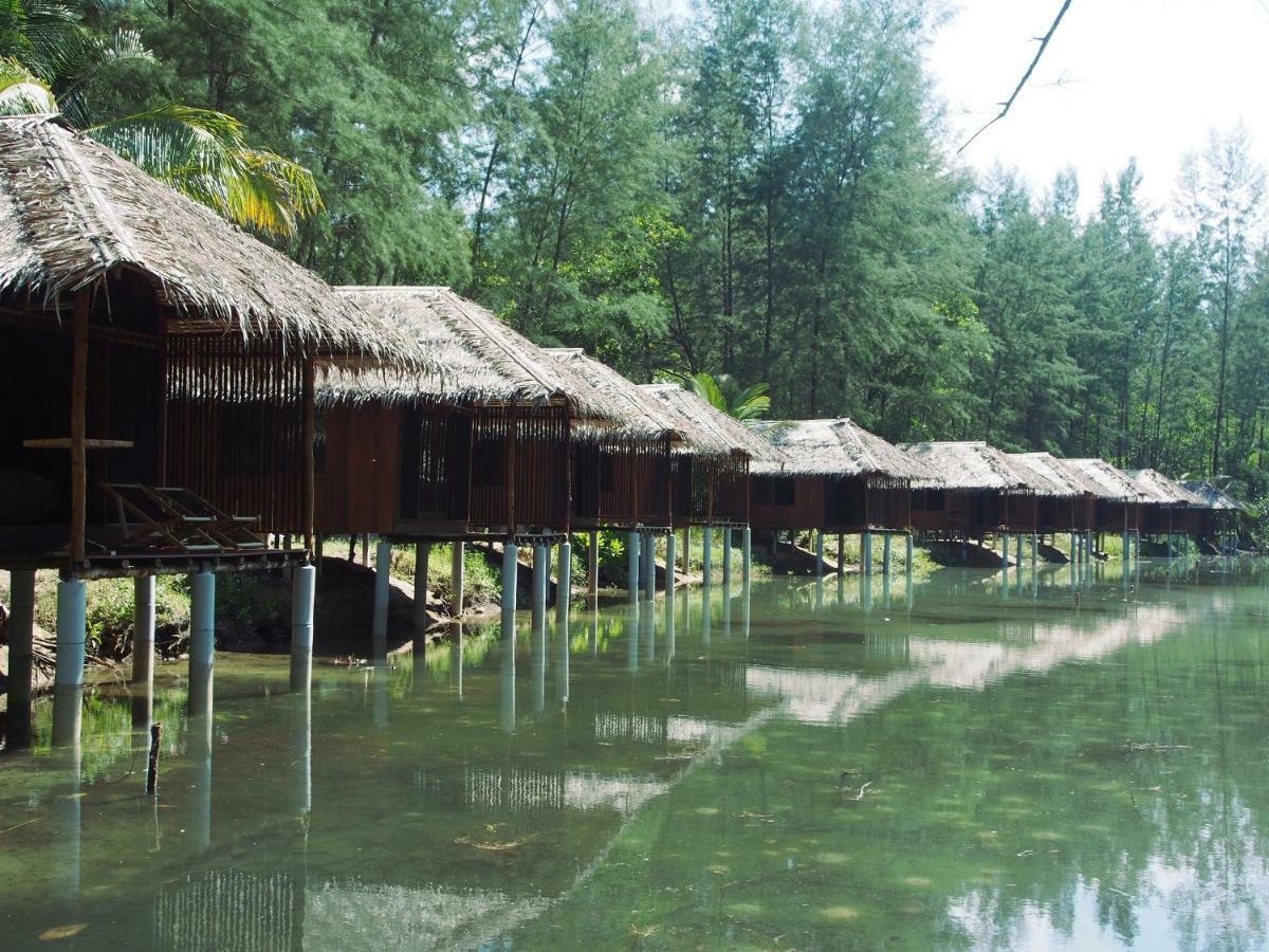 Sea Rounding Hotel Ko Phra Thong Exterior foto